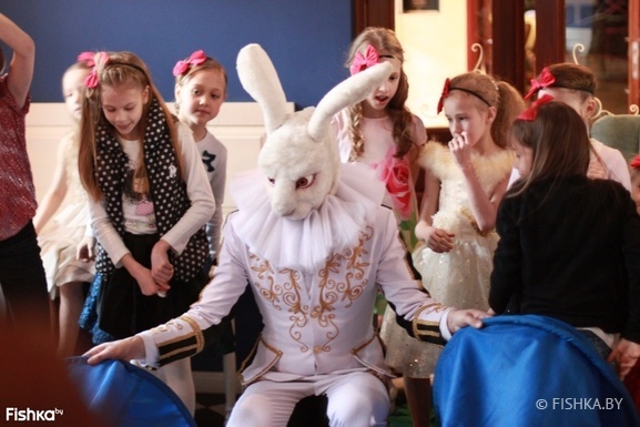 Фото - Алиса в стране чудес