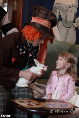 Фото - Алиса в стране чудес