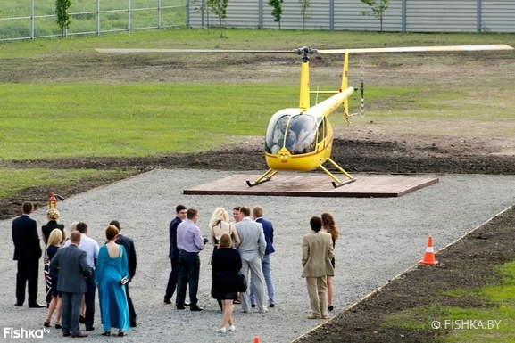 Фото - Robison r44