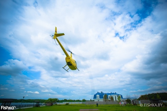 Фото - Robison r44